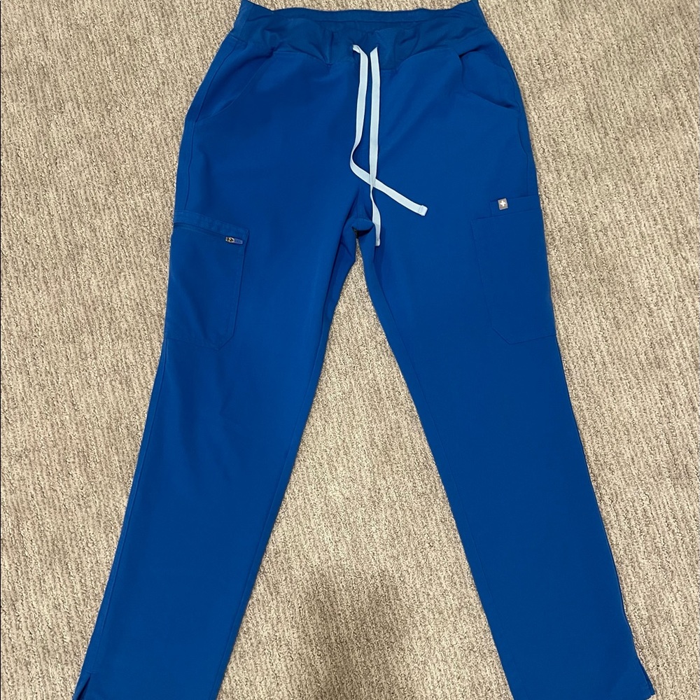 Figs scrub pants size medium